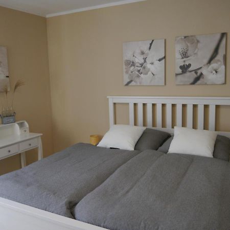 Ferienwohnung Kirchberg Uettingen Esterno foto