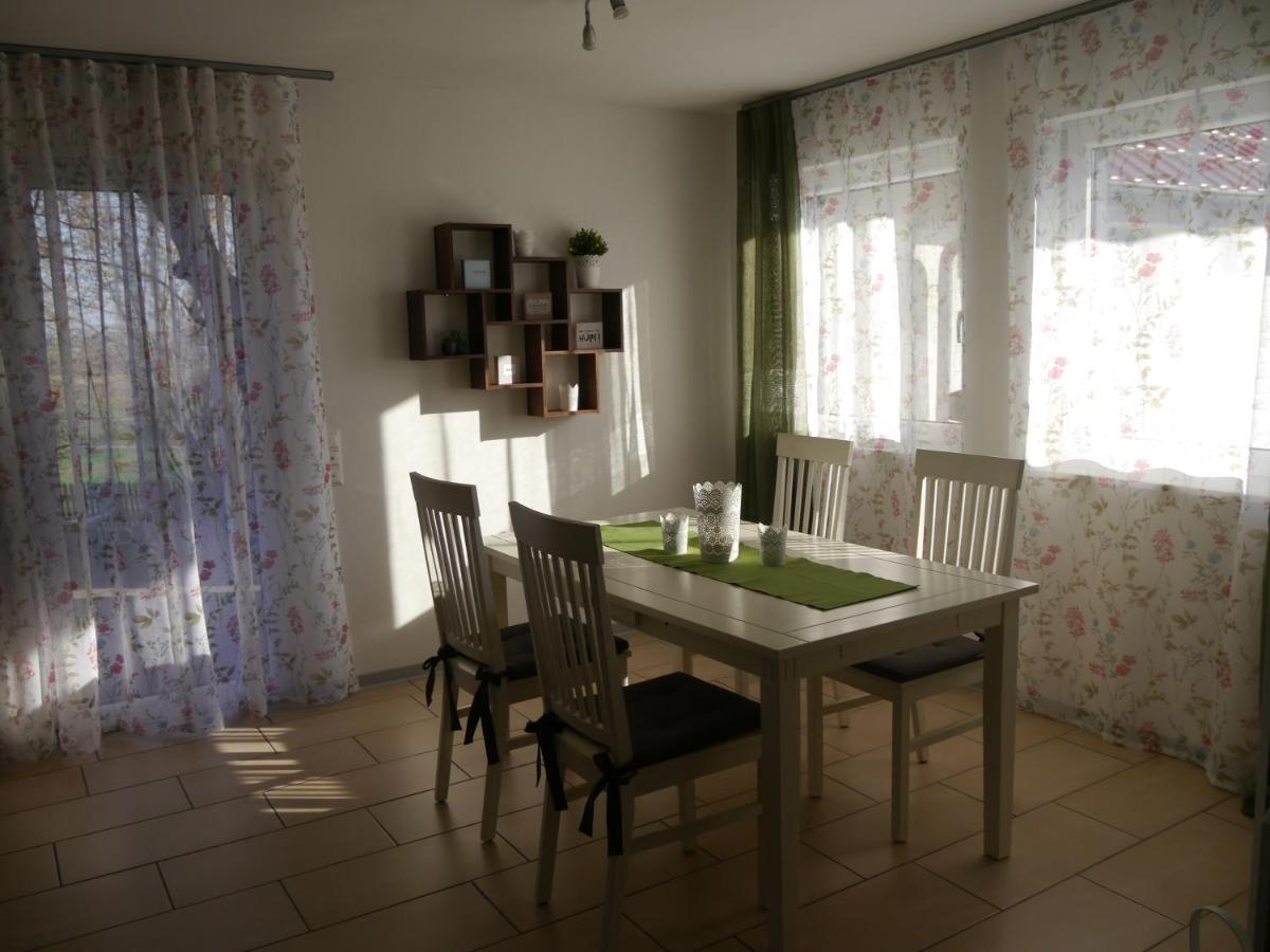 Ferienwohnung Kirchberg Uettingen Esterno foto