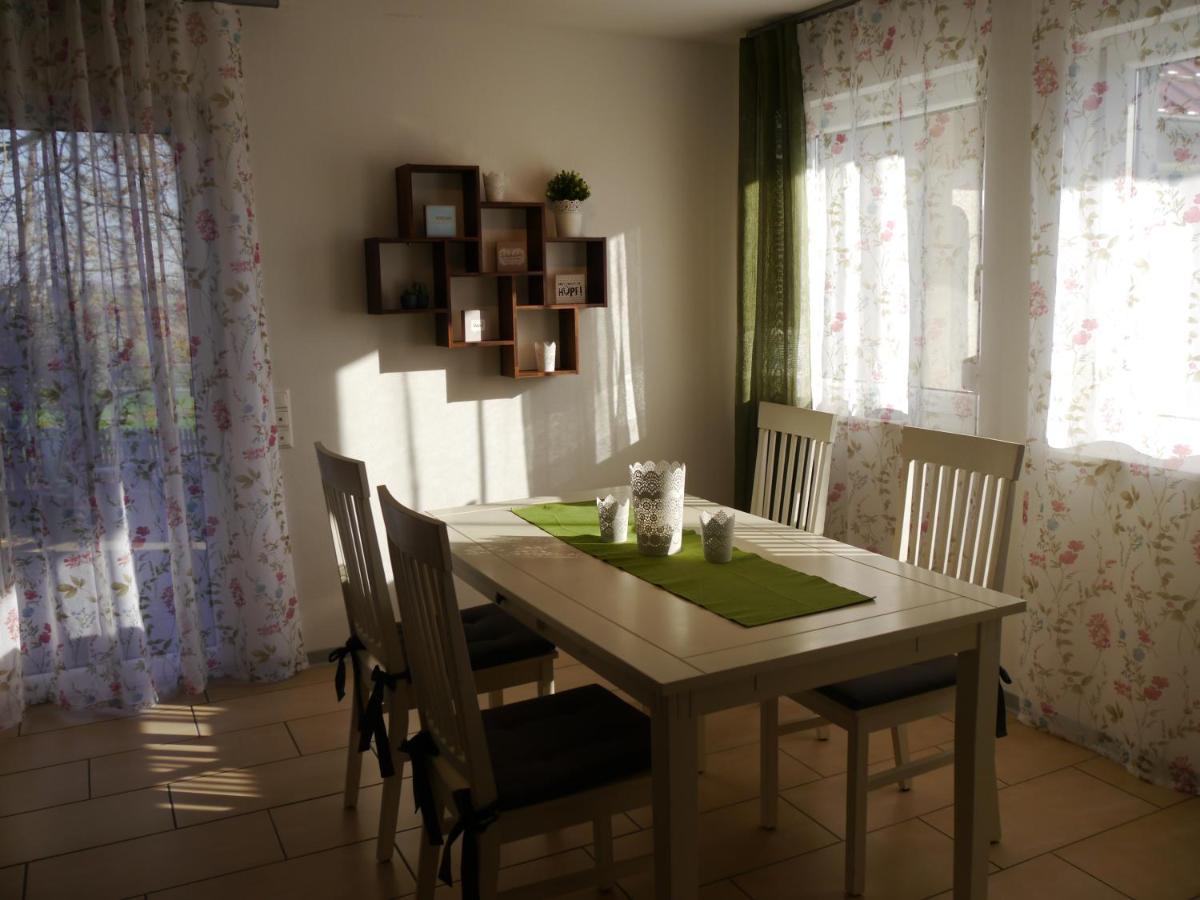 Ferienwohnung Kirchberg Uettingen Esterno foto